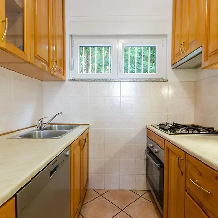 Brnic 1 Apartamento *